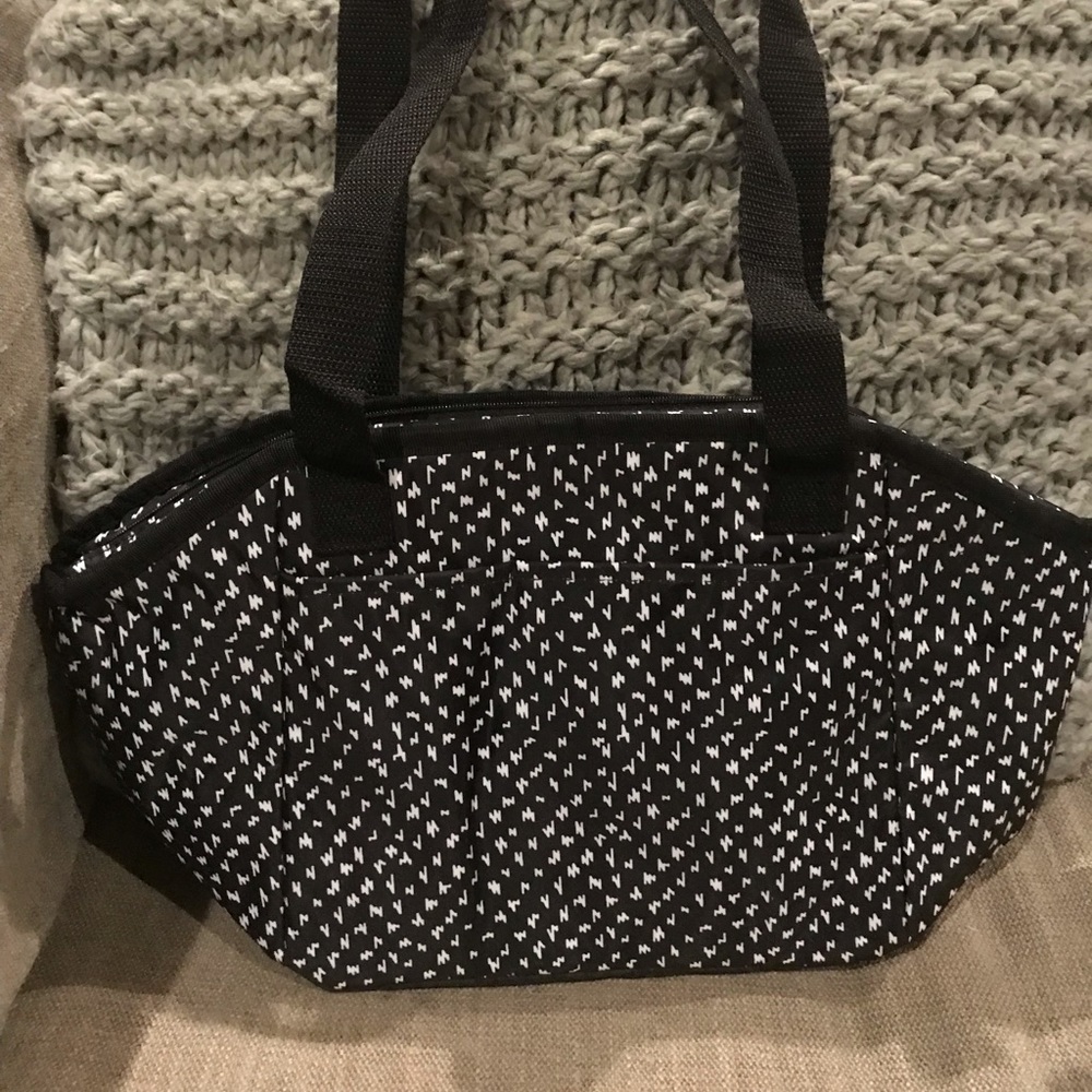 Black and white lunch tote